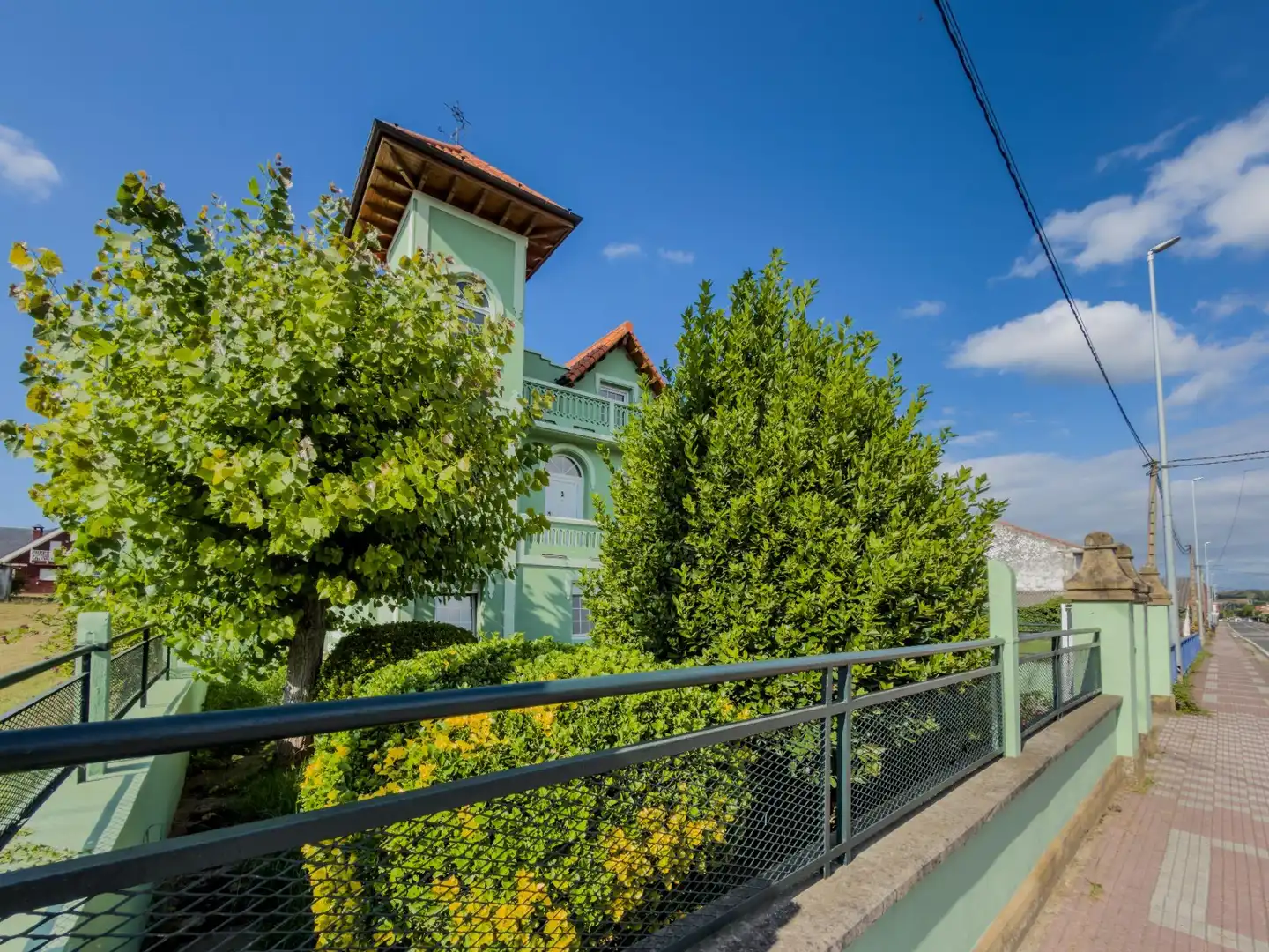 Vista exterior de Casa o chalet de alquiler en Camargo con Calefacción, Jardín privado y Terraza