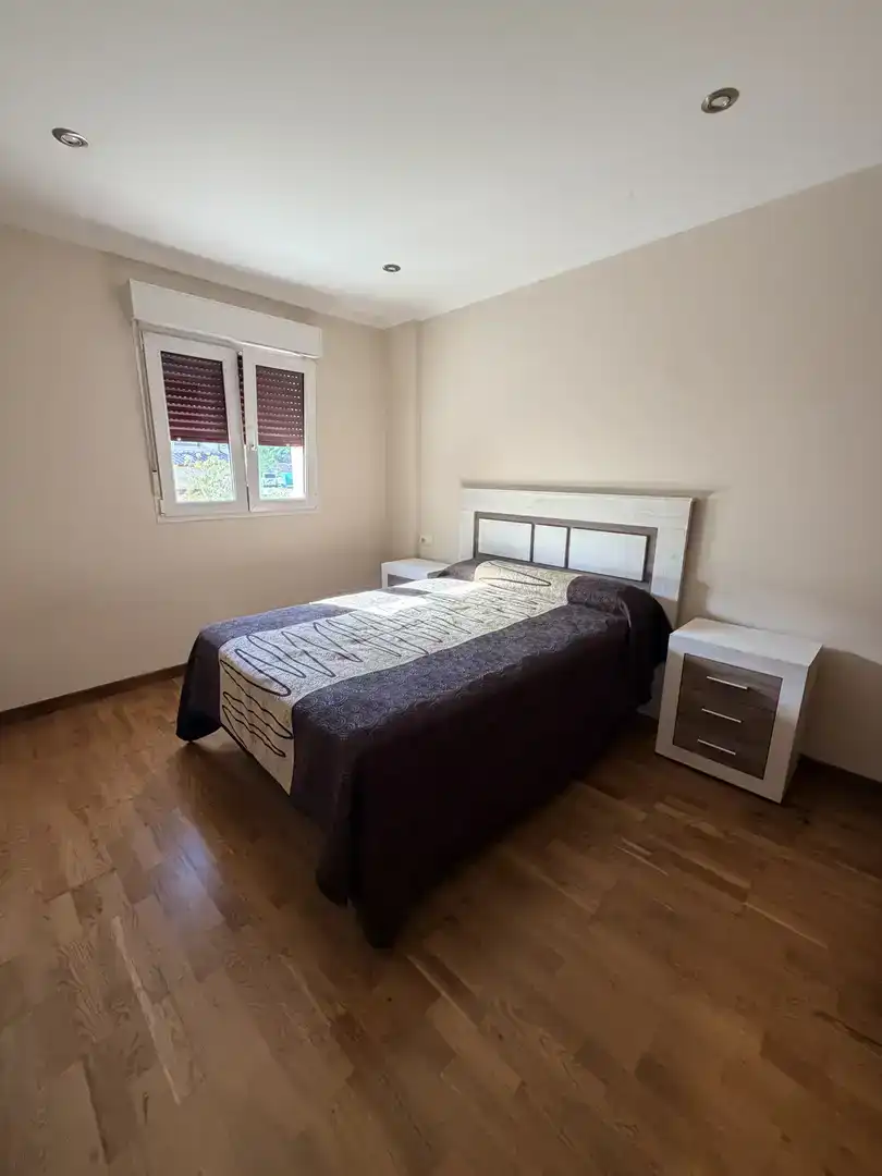 Dormitori de Àtic en venda en Moaña amb Parquet, Traster i Moblat