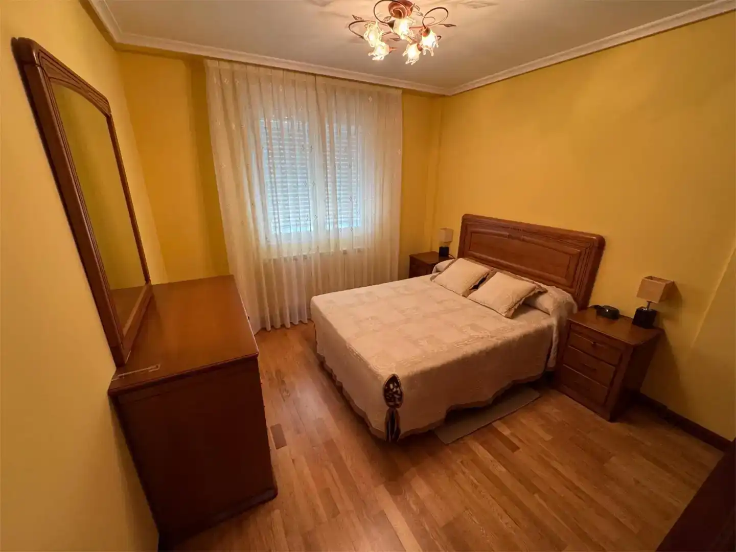 Habitación de Casa o chalet en venta en Santa María del Páramo con Balcón