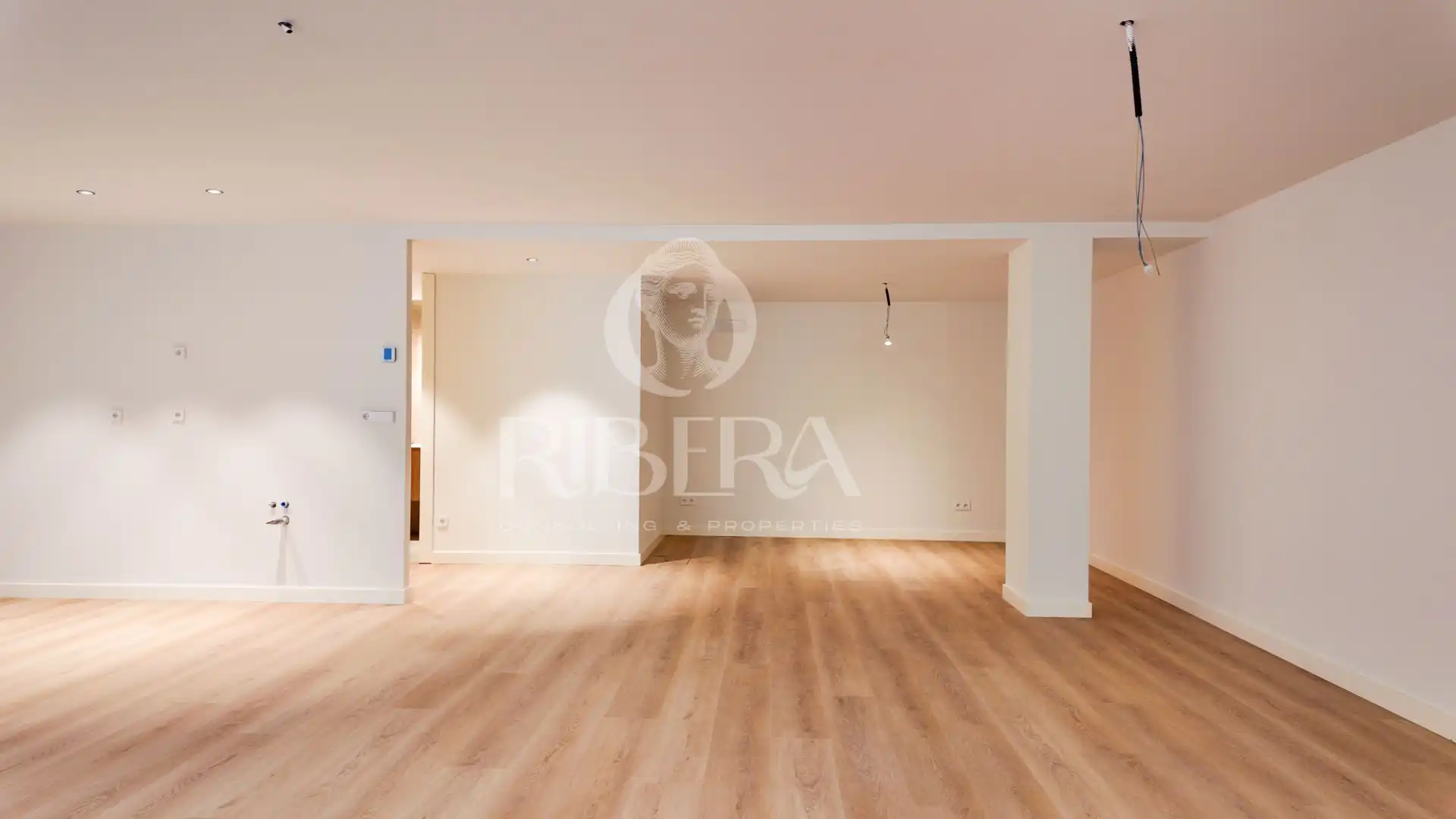 Casa o chalet en venta en L'Eliana con Aire acondicionado, Calefacción y Jardín privado