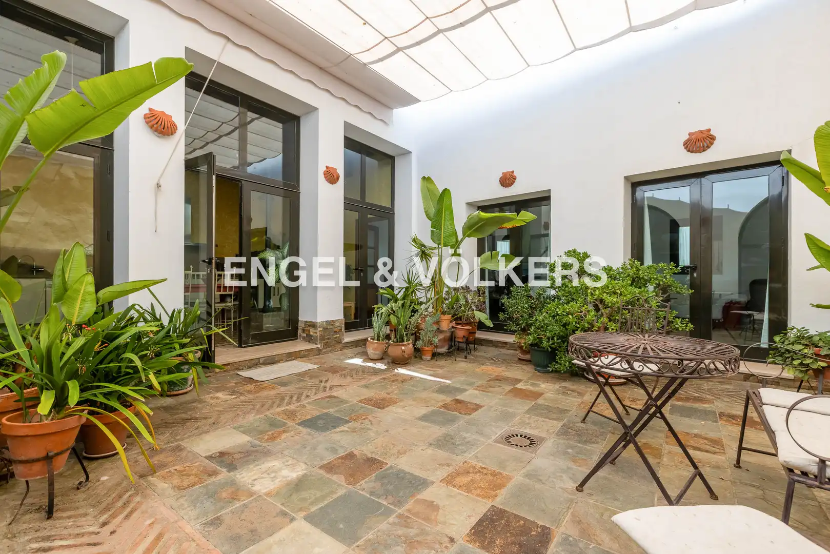 Terrassa de Casa o xalet en venda en El Puerto de Santa María amb Aire condicionat, Calefacció i Terrassa