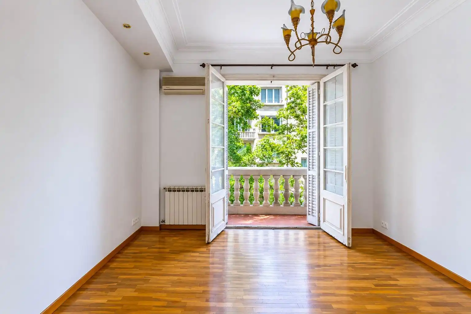 Appartamento con terrazza in vendita a Carrer TRAVESSERA DE GRACIA, imagen 4