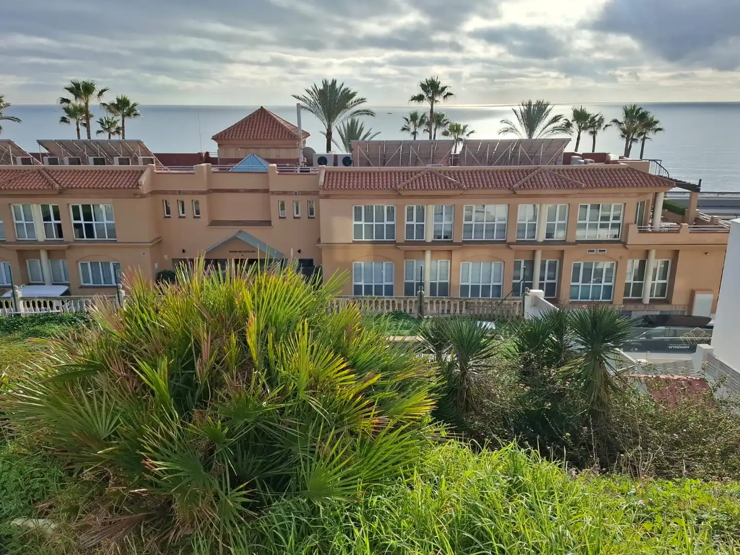 Vista exterior de Casa o xalet en venda en Mijas amb Aire condicionat, Calefacció i Jardí privat