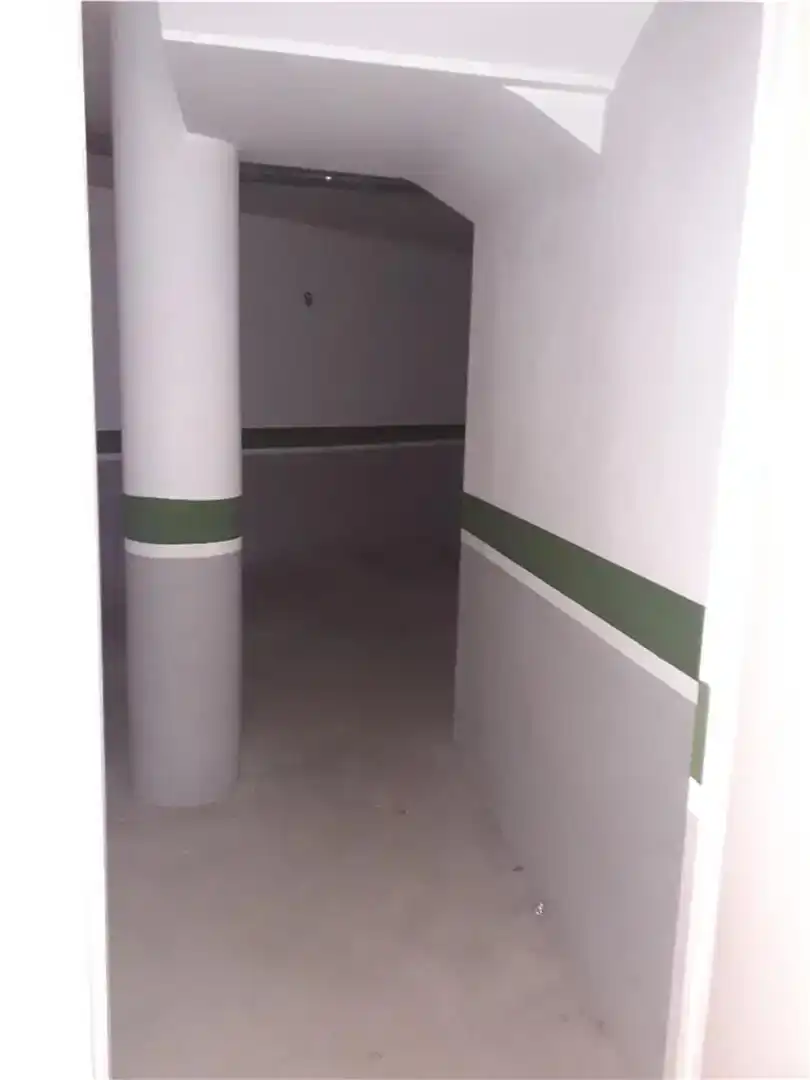 Garage zum Verkauf in Benalúa