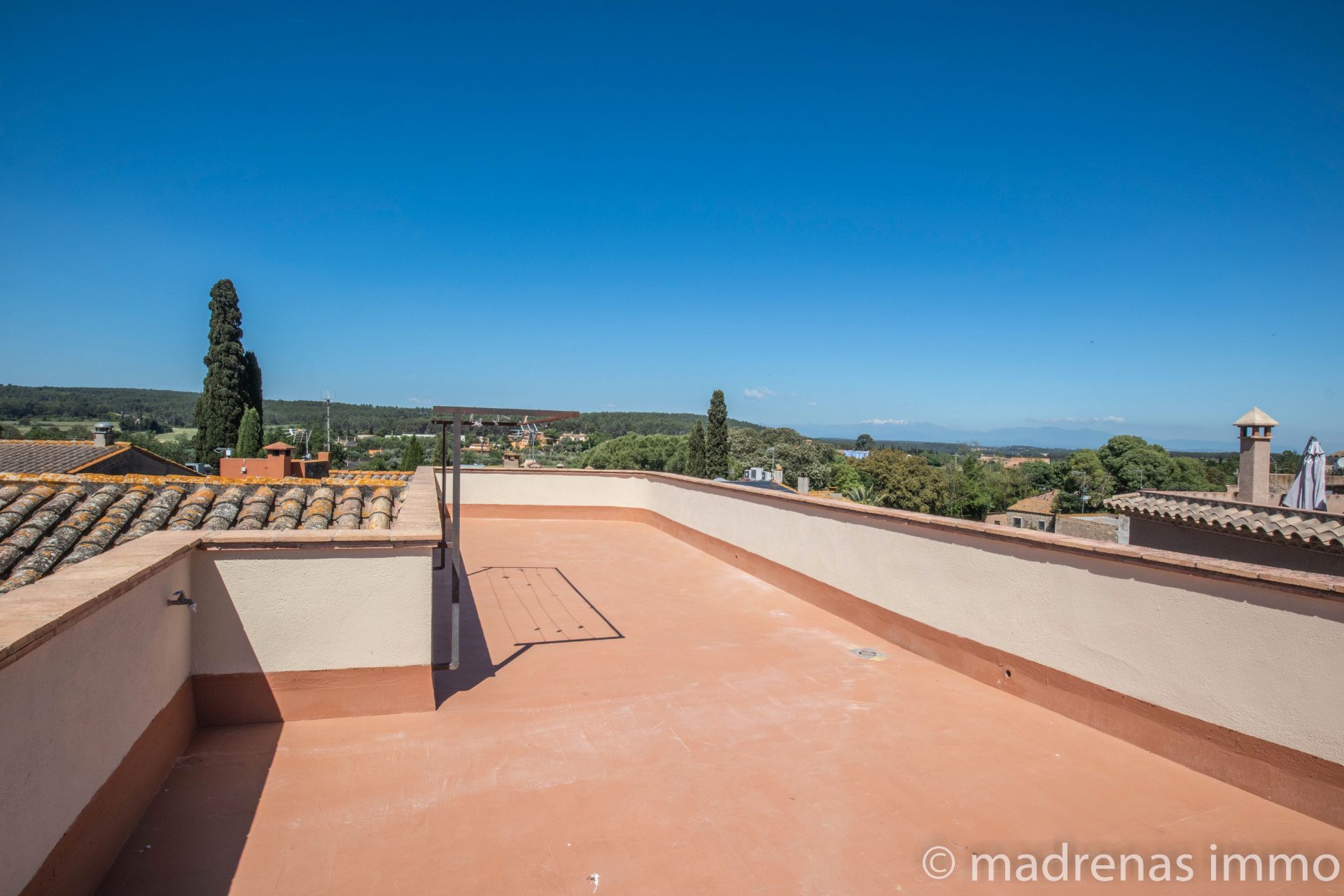 Terrace of Attic to rent in Ventalló  with Air Conditioner, Heating and Terrace