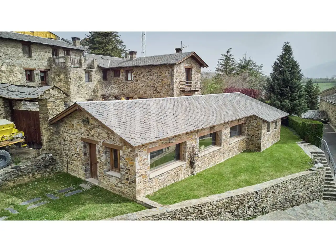 Vista exterior de Casa o xalet en venda en Bolvir amb Jardí privat i Parquet