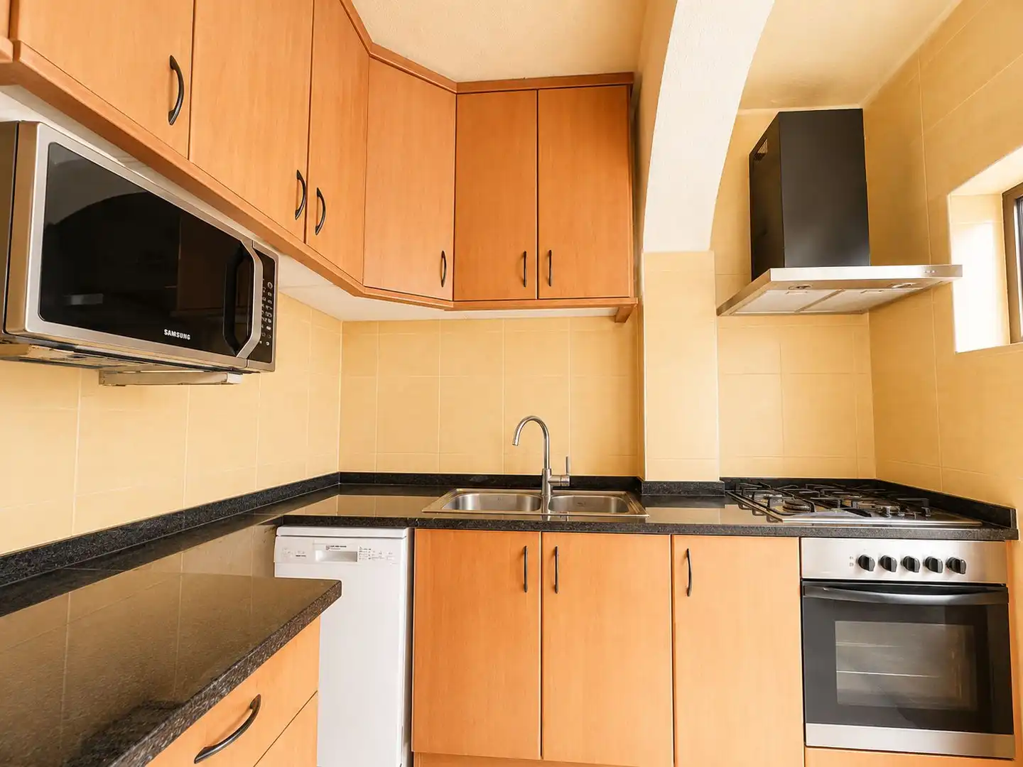 Cocina de Casa o chalet en venta en Arenys de Mar con Aire acondicionado, Calefacción y Jardín privado