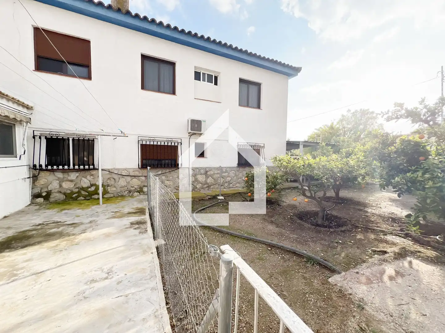 Vista exterior de Casa o chalet en venta en San Vicente del Raspeig / Sant Vicent del Raspeig con Jardín privado, Terraza y Trastero