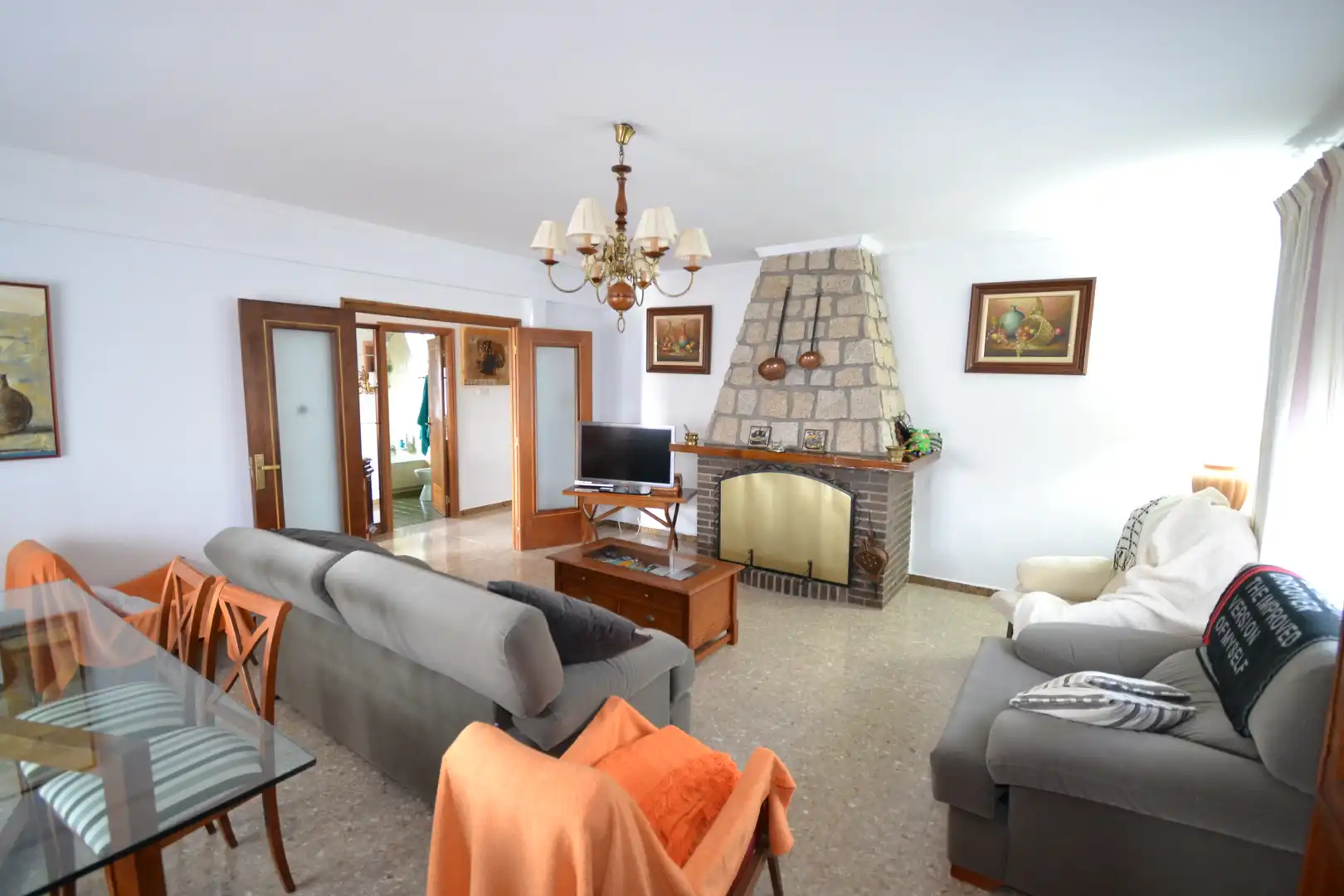 Sala de estar de Casa o chalet en venta en Villar del Pedroso con Aire acondicionado, Calefacción y Jardín privado