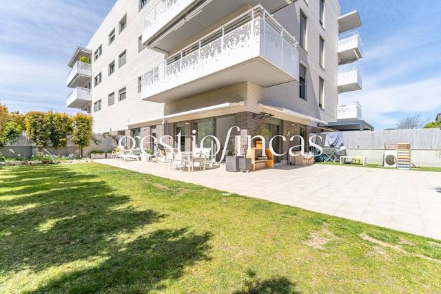Planta baja en Venta en Avenida LLUIS MILLET en Regueral - Prat d'en Forés