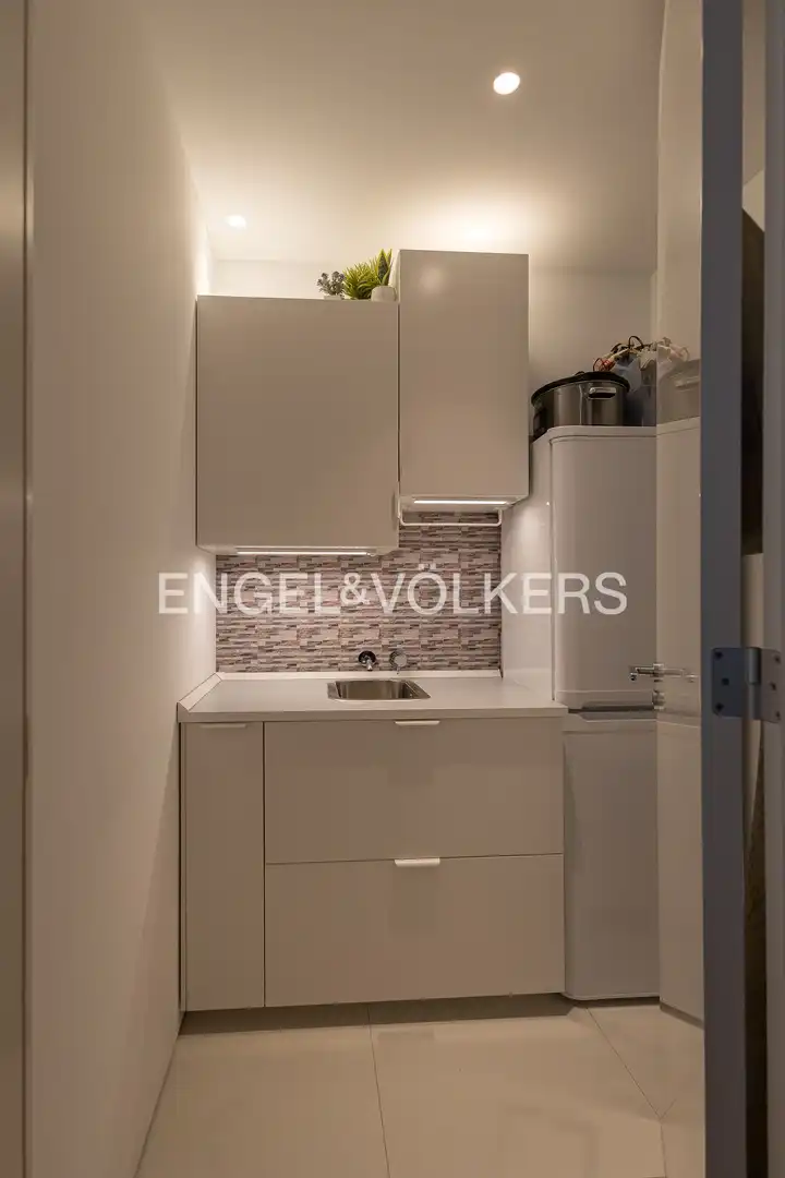 Küche von Wohnung zum Verkauf in Madrid mit Klimaanlage, Heizung und Privatgarten