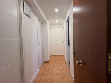 Flat with balcony for sale in Calle FERNANDO EL CATOLICO