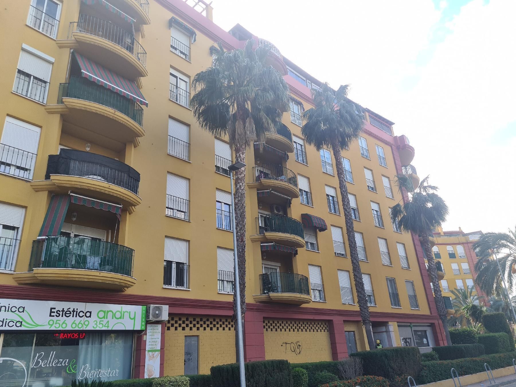 Vista exterior de Local en venda en Algeciras