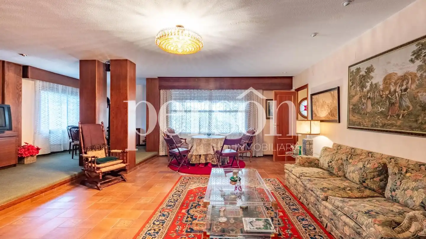 Sala d'estar de Finca rústica en venda en Canals amb Aire condicionat, Calefacció i Jardí privat