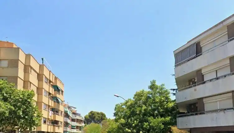 Piso con ascensor en venta en FORCES ARMADES DE LES