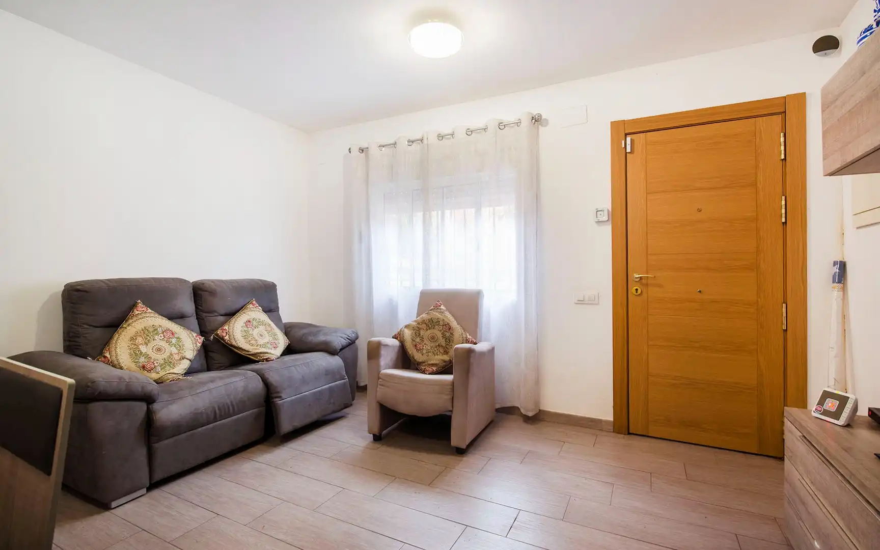 Wohnzimmer von Haus oder Chalet zum Verkauf in Sant Boi de Llobregat mit Privatgarten und Terrasse