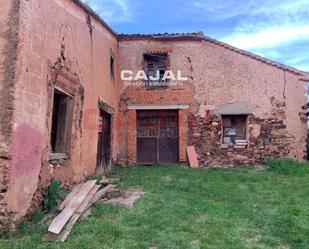 Exterior view of House or chalet for sale in Riaza