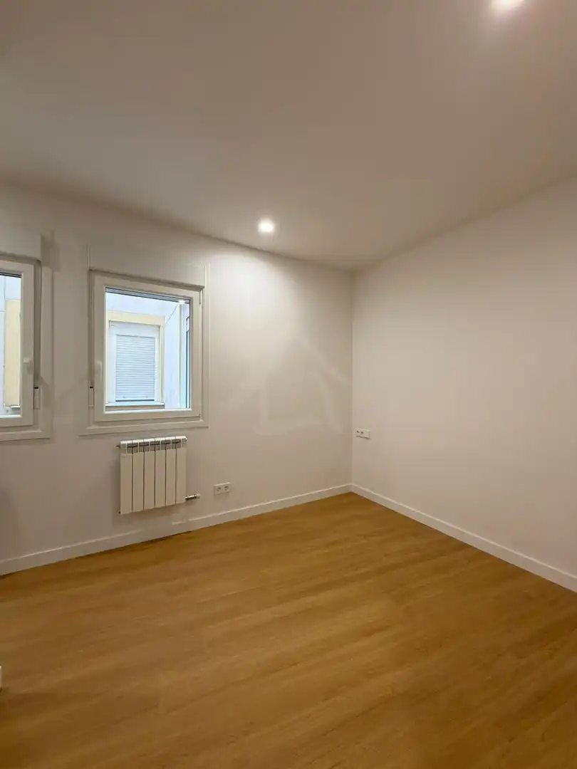 Bedroom of Flat for sale in  Logroño  with Heating and Parquet flooring