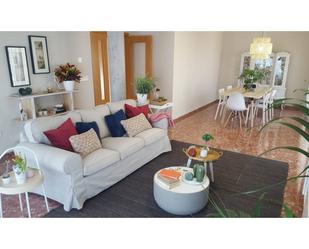 Living room of Flat to rent in  Valencia Capital  with Air Conditioner and Balcony