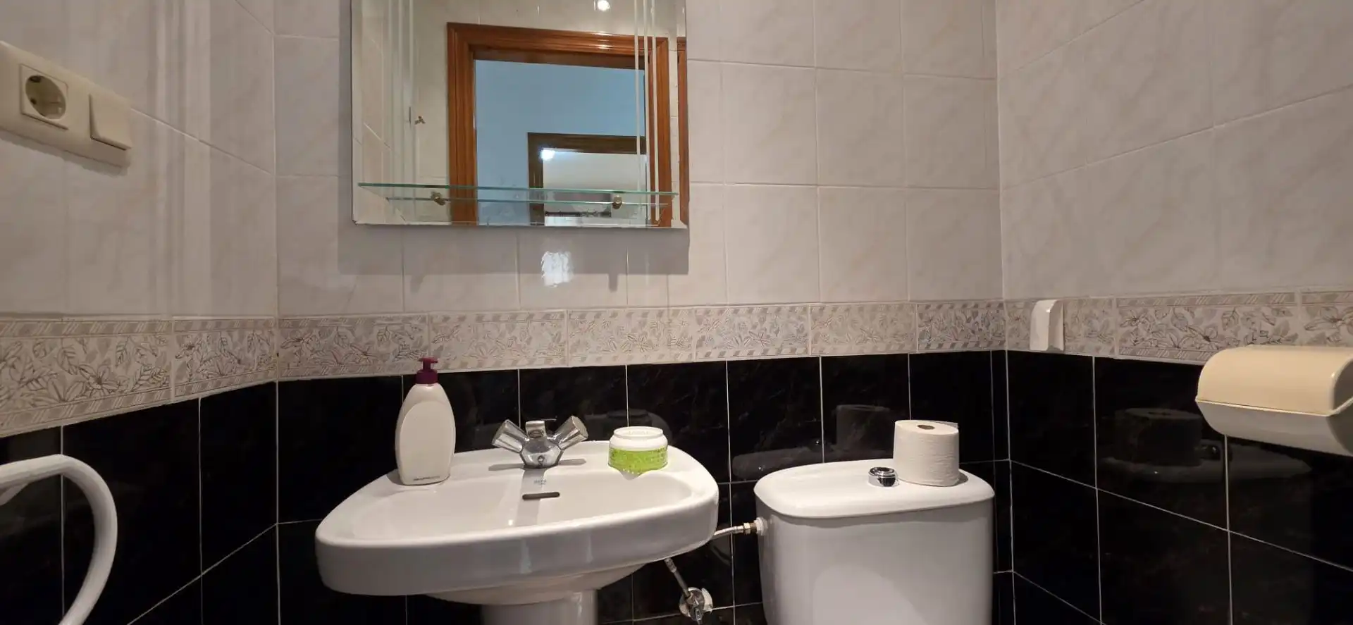 Bathroom of Flat for sale in Vera Ciudad