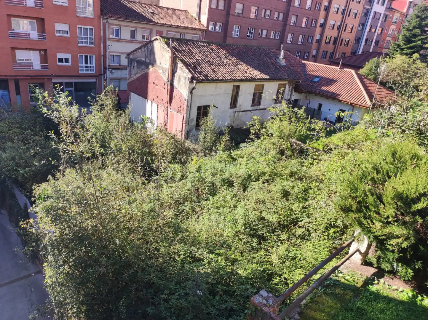 Rustikales Grundstück zum Verkauf in Ciudad Naranco - Prados de La Fuente, imagen 3
