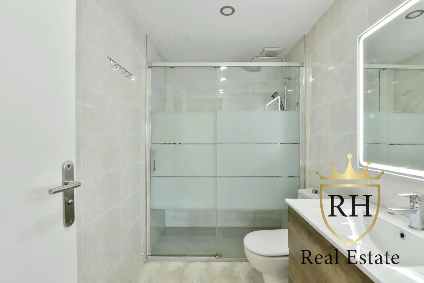 Bathroom of Ground floor for sale in Llucmajor  with Air Conditioner, Heating and Private garden
