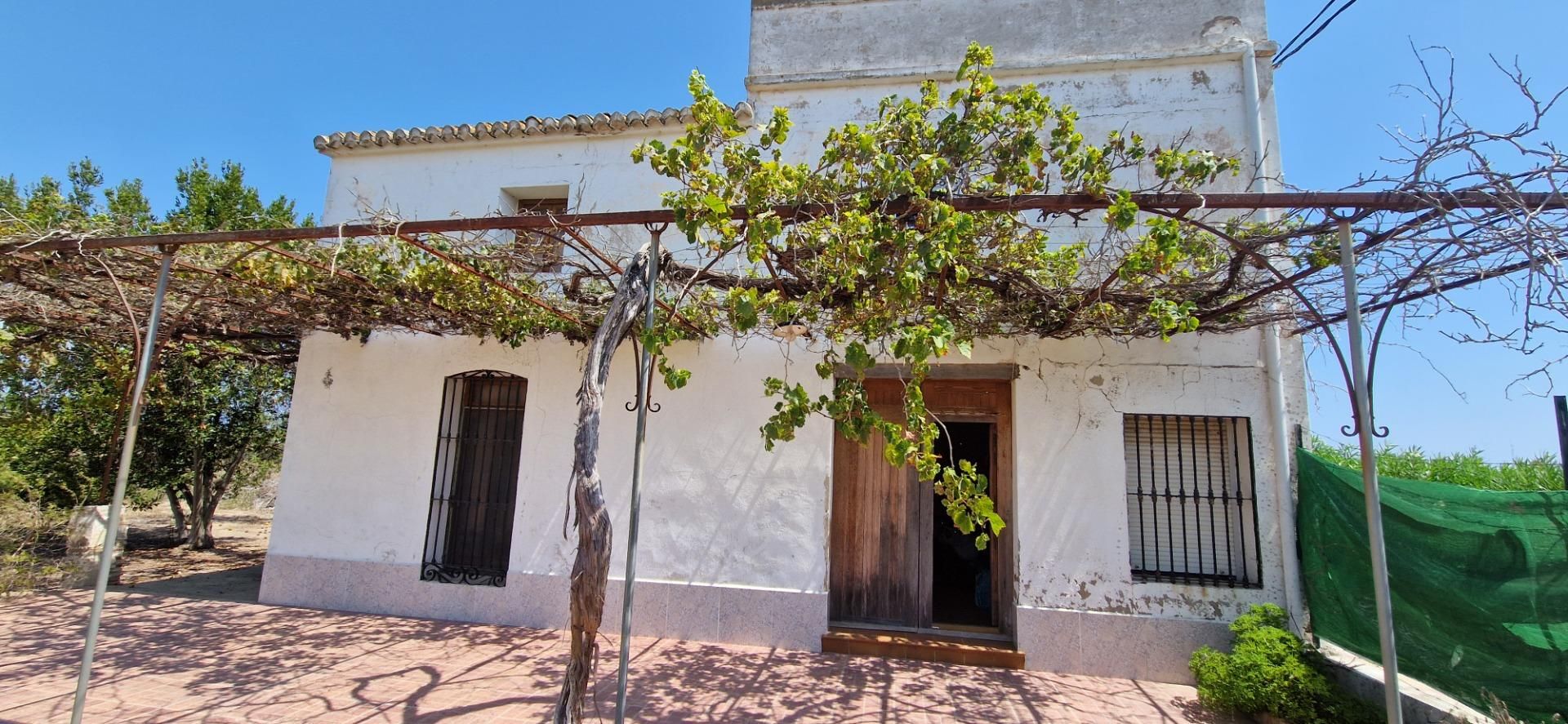 Vista exterior de Finca rústica en venda en Cullera amb Jardí privat