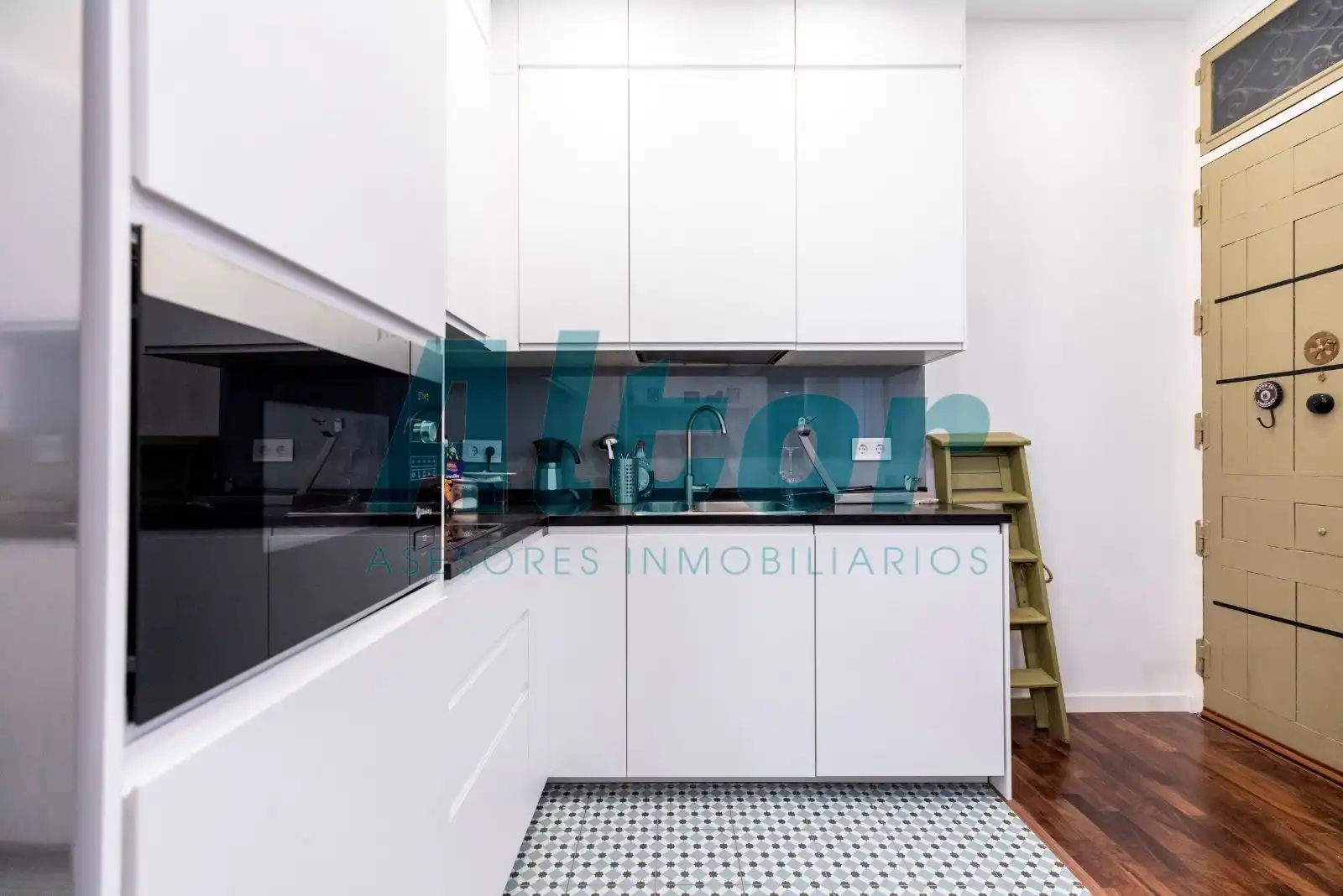 Piso en venta en DEL PRADO, Cortes - Huertas