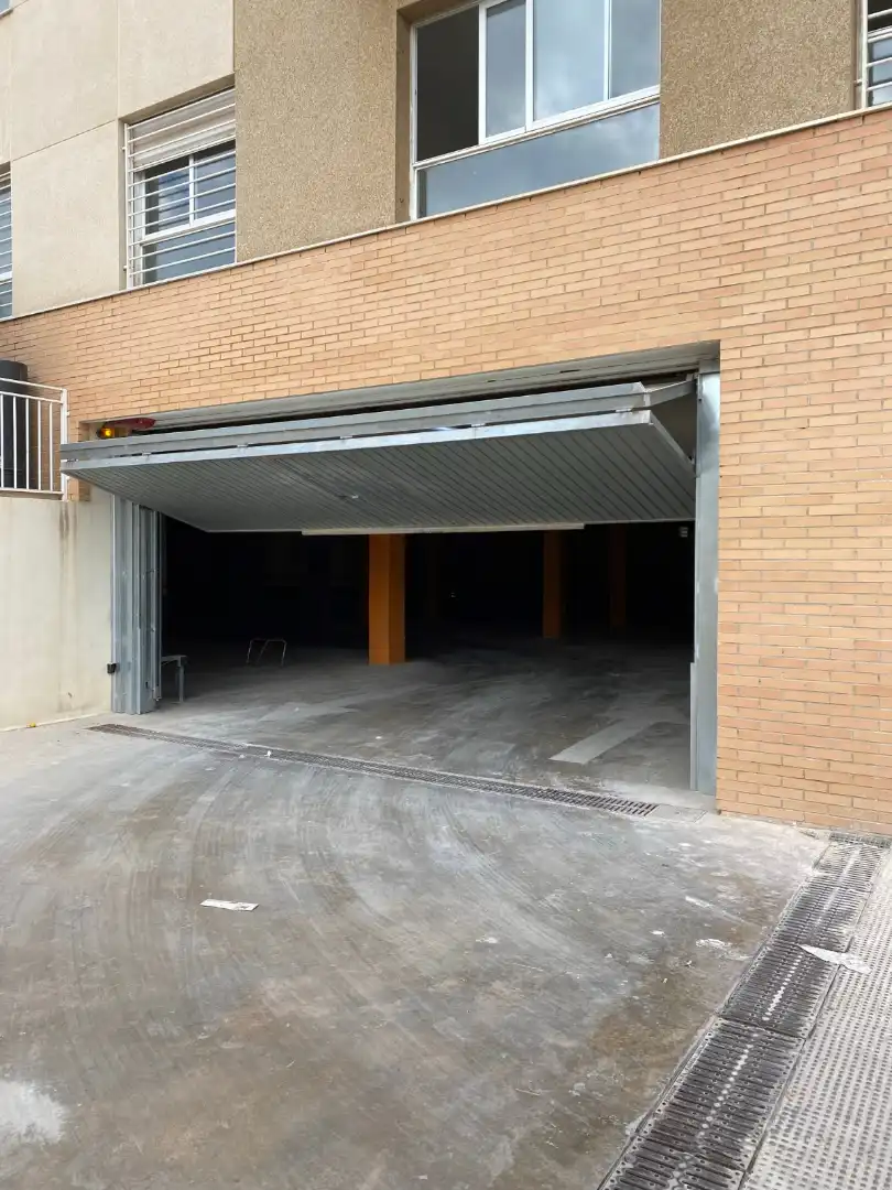 Vista exterior de Traster en venda en Canet d'En Berenguer