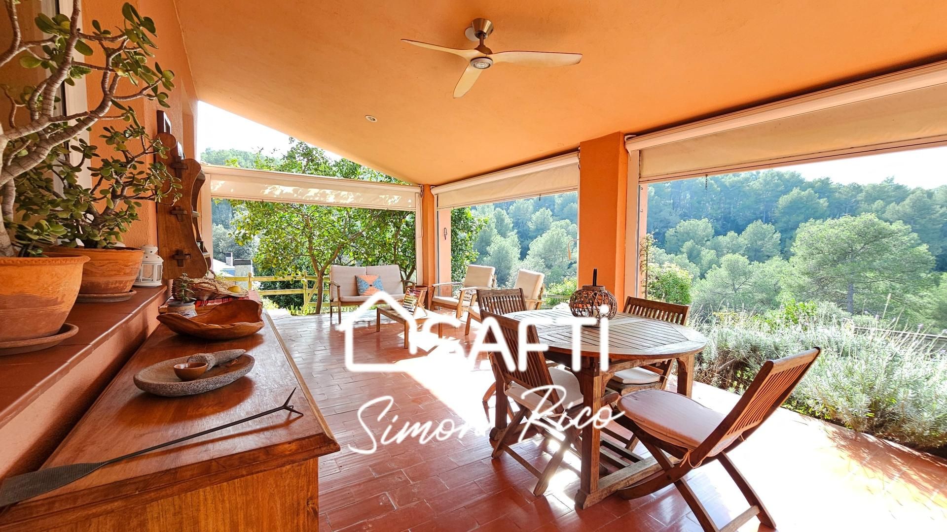 Jardí de Casa o xalet en venda en Cervelló