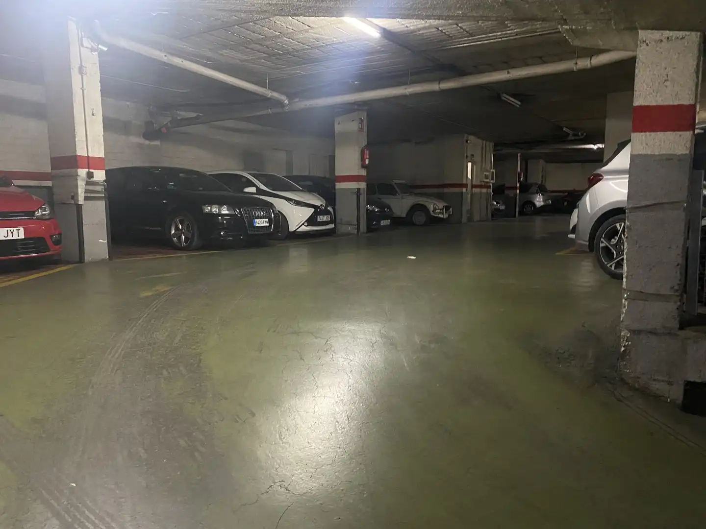 Garage zum Verkauf in Besa, Collblanc