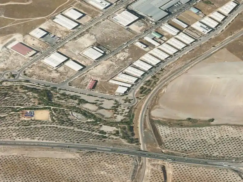 Industrial building for sale in Calle Maria Matea Perez, imagen 3