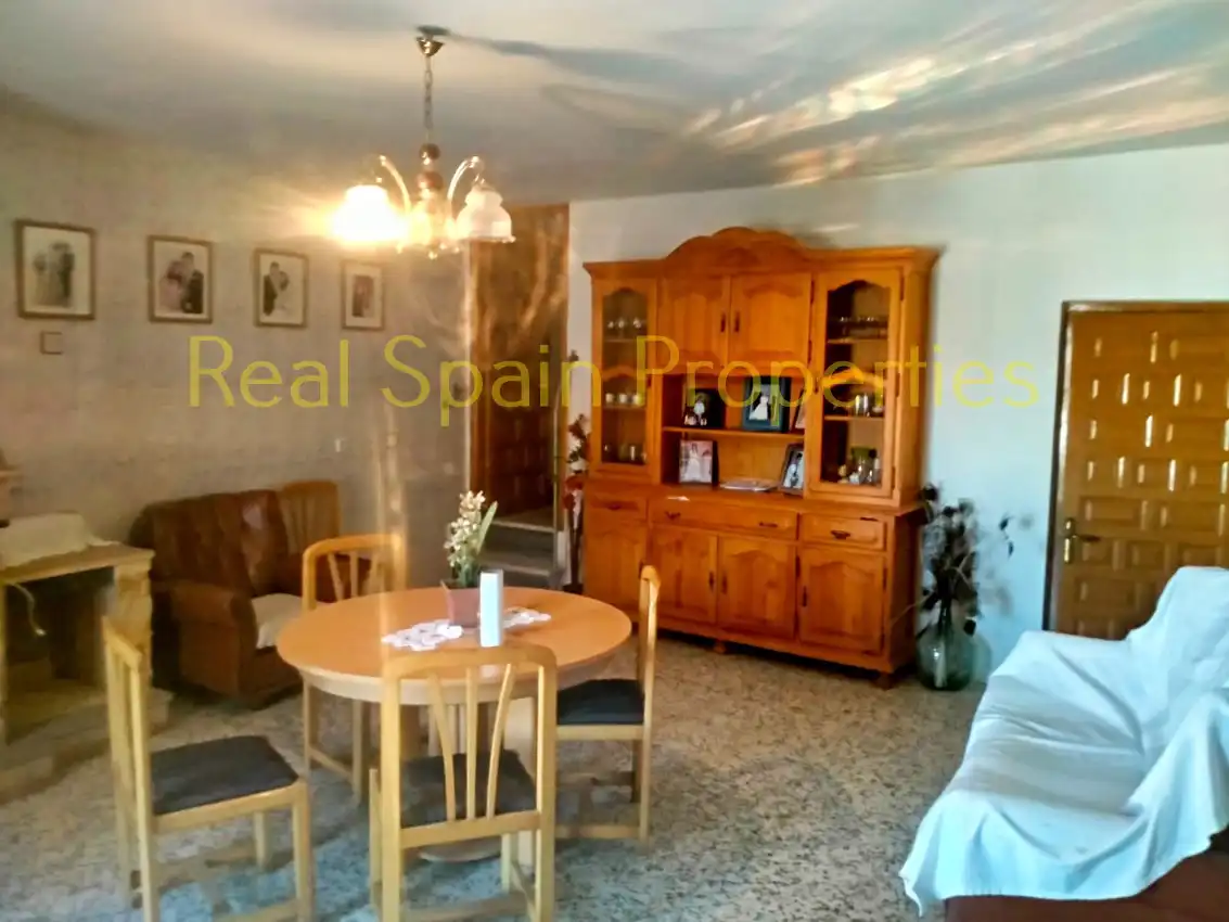 Sala d'estar de Casa adosada en venda en Oria amb Terrassa i Internet
