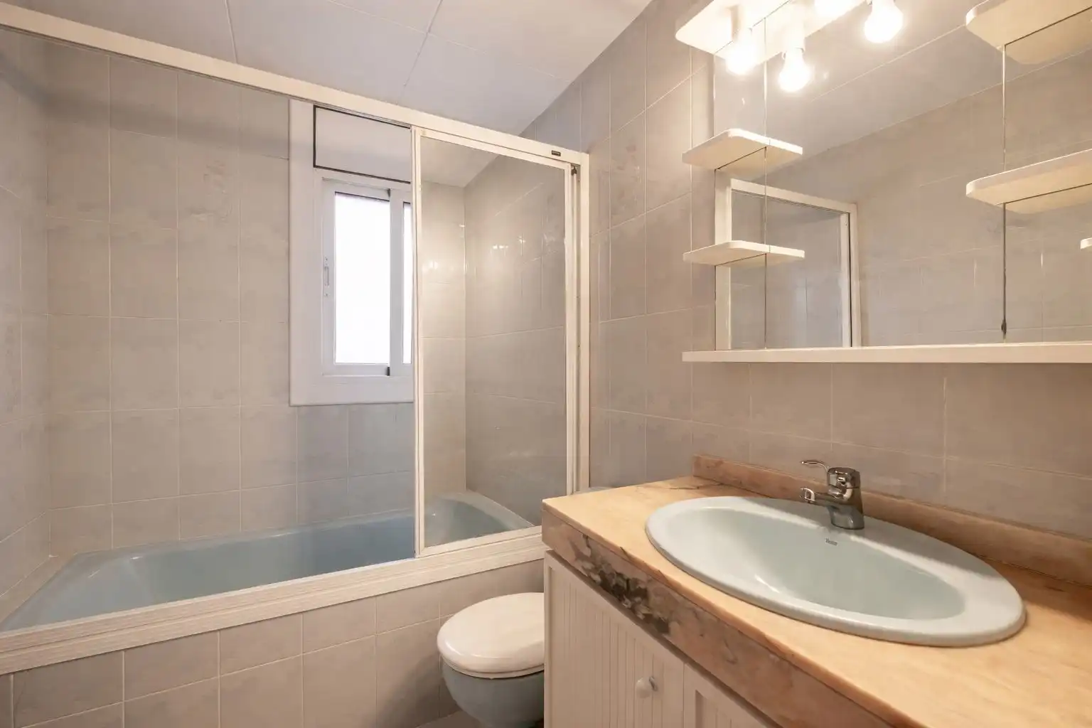 Detached homes for sale in Sector Est