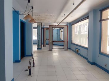Oficina amb ascensor en venda a Rúa Carme 37