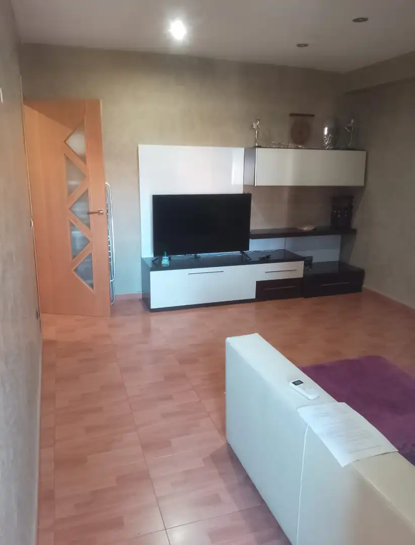 Sala d'estar de Pis en venda en Córdoba amb Aire condicionat, Jardí privat i Moblat