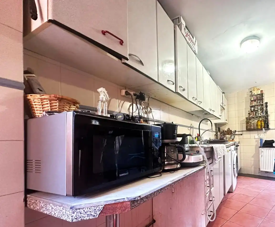 Cuina de Pis en venda en San Sebastián de los Reyes amb Calefacció, Parquet i Terrassa