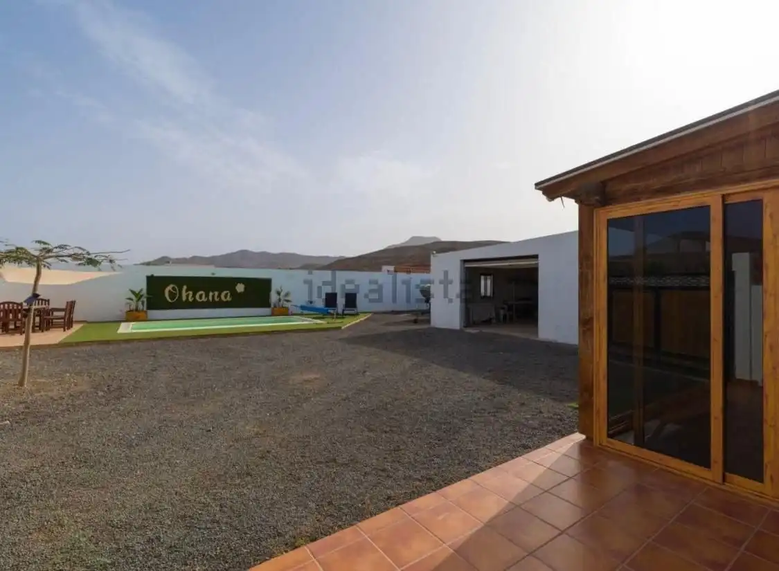 Exterior view of Houses for sale in Tuineje  with Air Conditioner, Terrace and Storage room