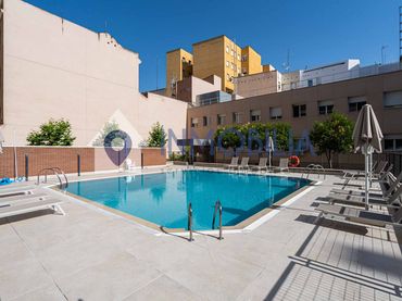 Wohnung mit Pool zum Verkauf in Calle de Don Ramón de la Cruz