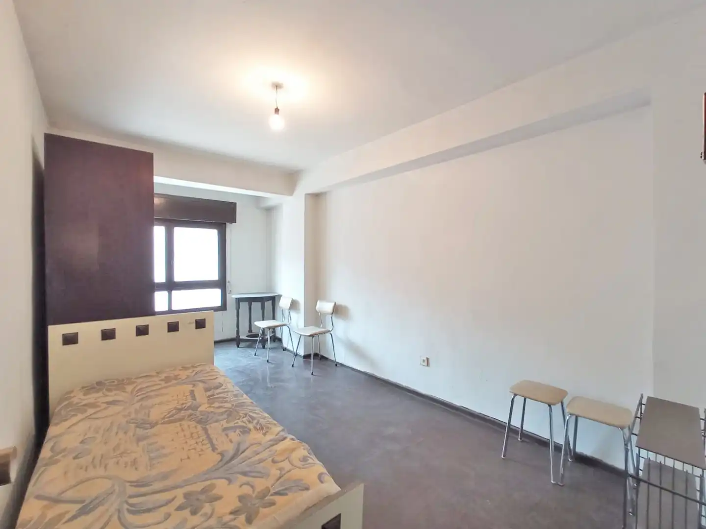 Habitación de Piso en venta en Burgos con Amueblado y Balcón