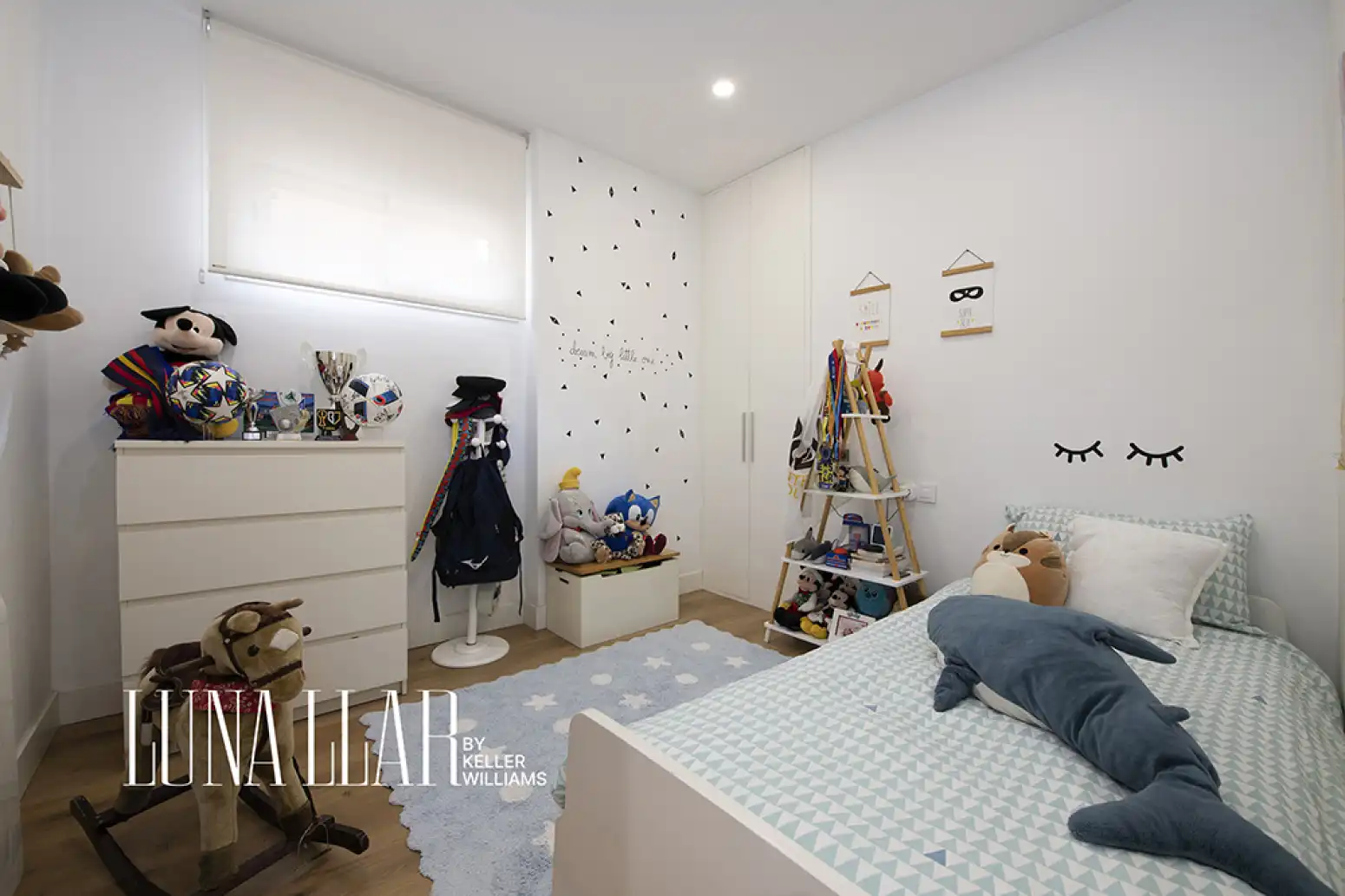 Bedroom of Houses for sale in Can Bou