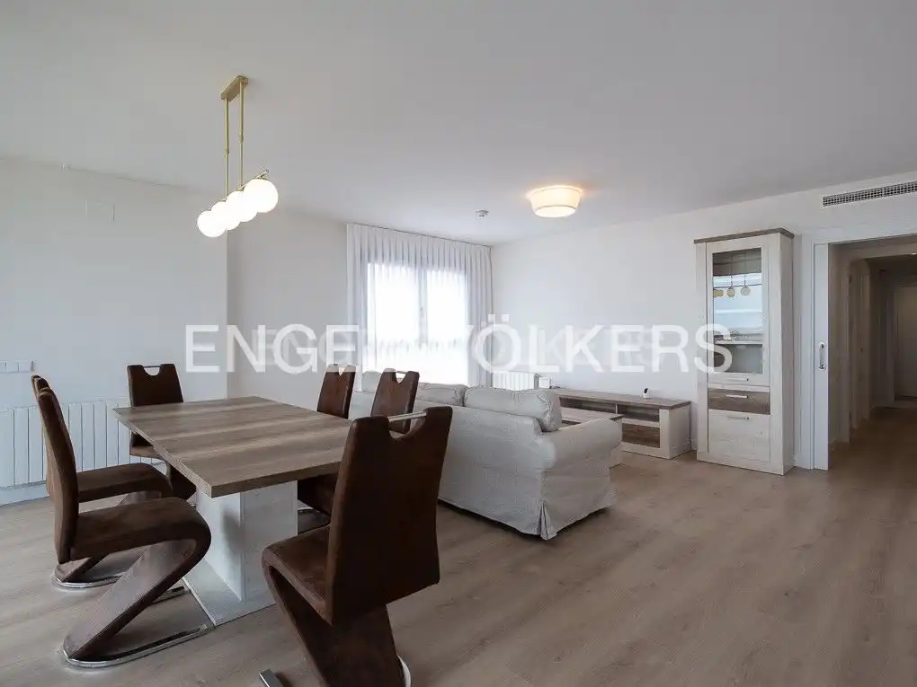 Wohnzimmer von Wohnung zur Miete in Valencia mit Klimaanlage, Heizung und Parkett