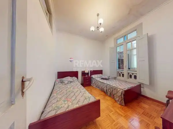 Dormitori de Casa o xalet en venda en Centro Urbano