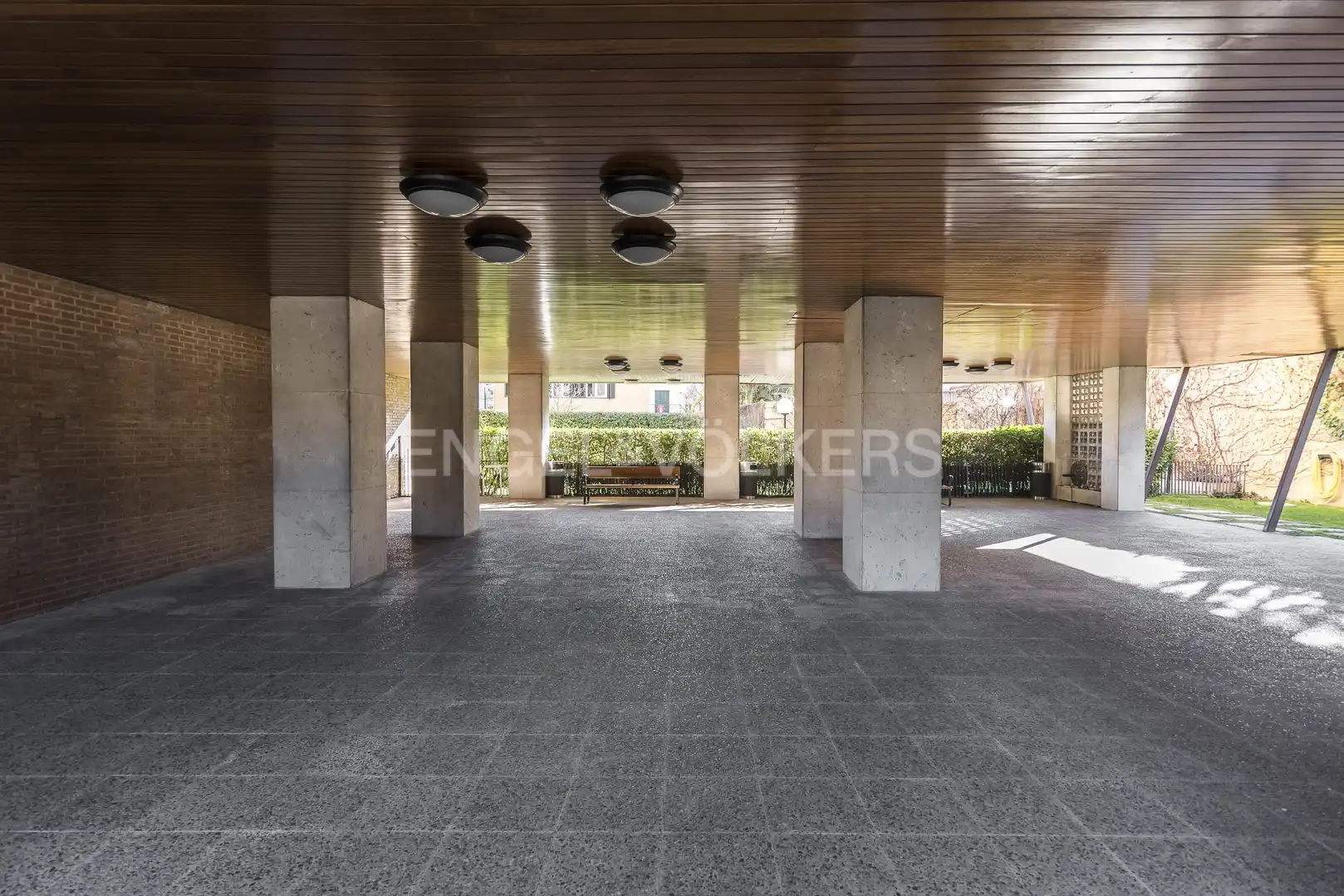 Pis de lloguer en Madrid amb Aire condicionat, Calefacció i Jardí privat