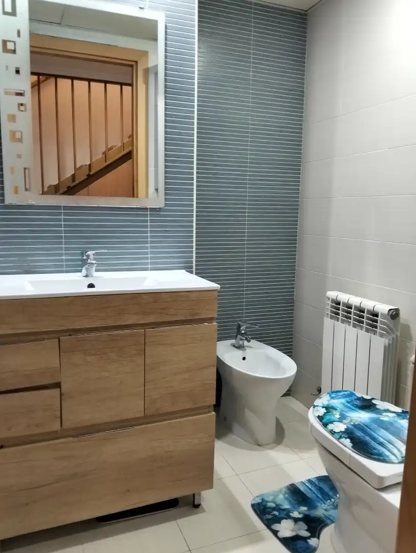 Baño de Dúplex en venta en Cadrete con Aire acondicionado, Calefacción y Parquet