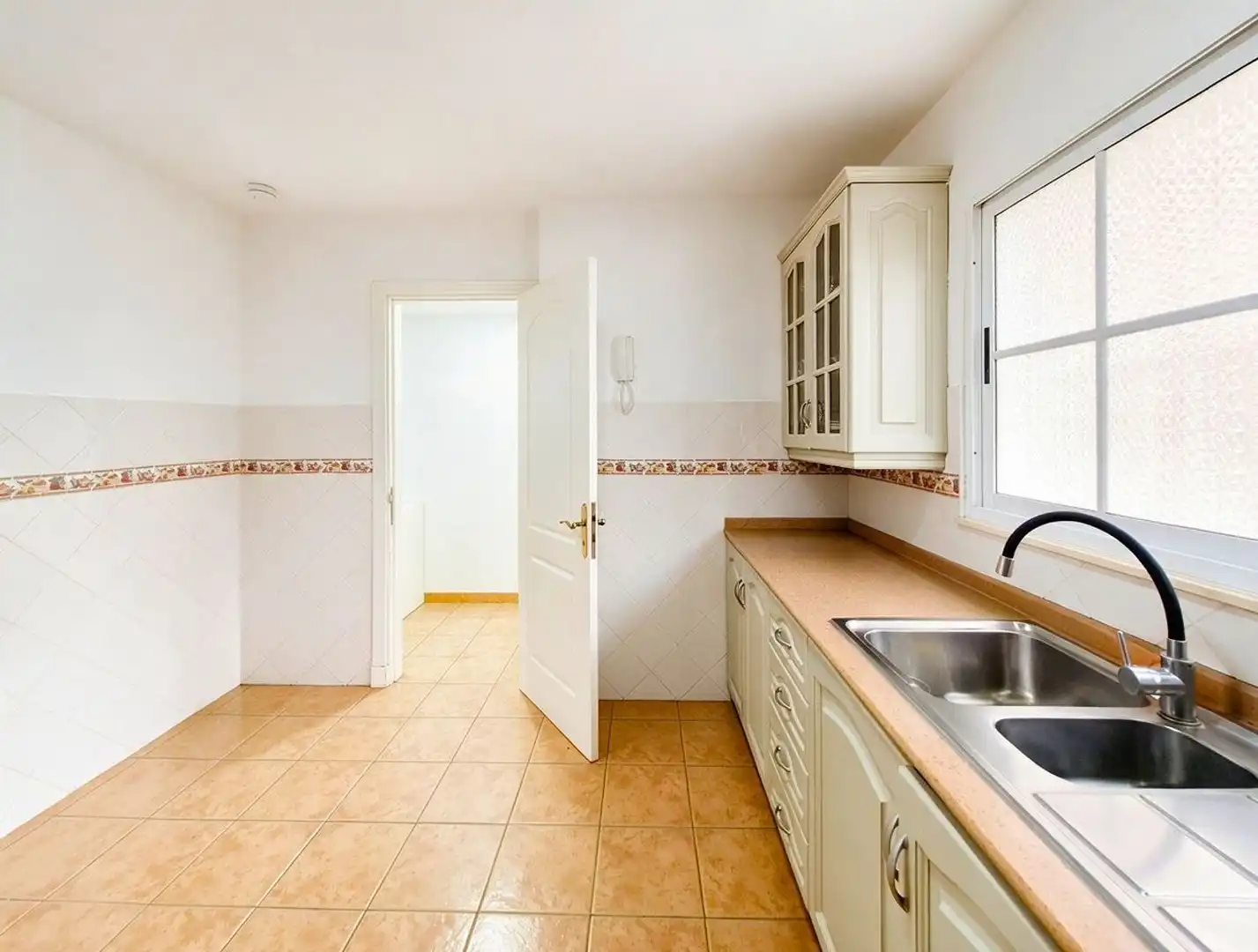 Kitchen of Houses for sale in Arucas  with Private garden, Terrace and Storage room