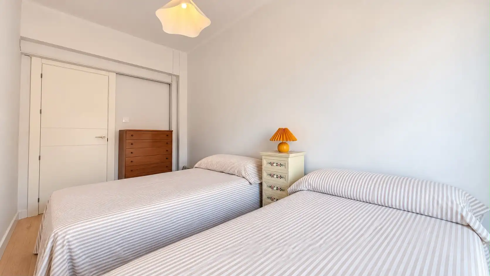 Schlafzimmer von Wohnungen zur Miete in Lo Pagán  