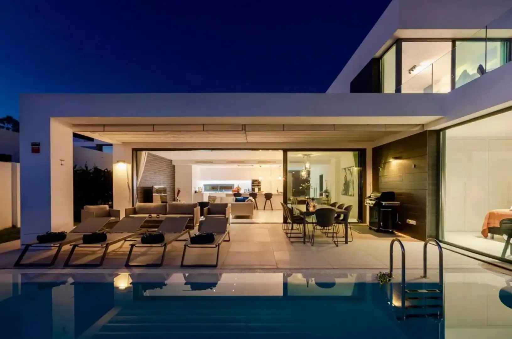 Terrassa de Casa o xalet en venda en Marbella amb Aire condicionat, Jardí privat i Terrassa