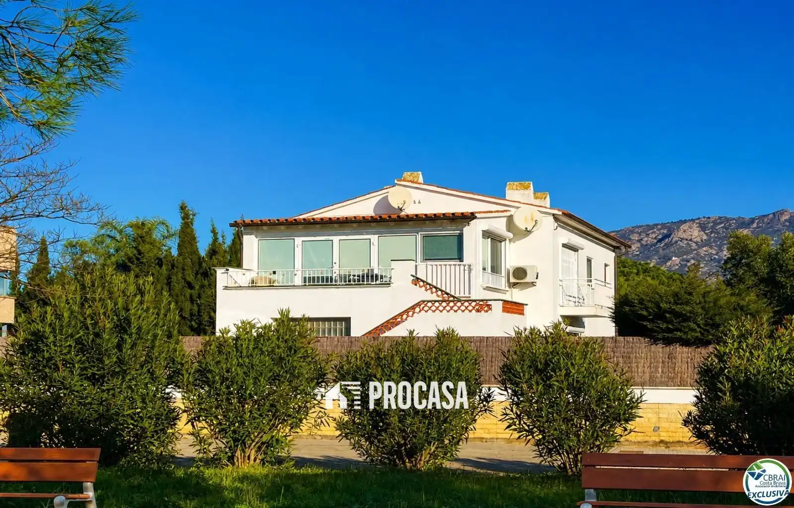 Villa avec piscine à vendre à Castanyer