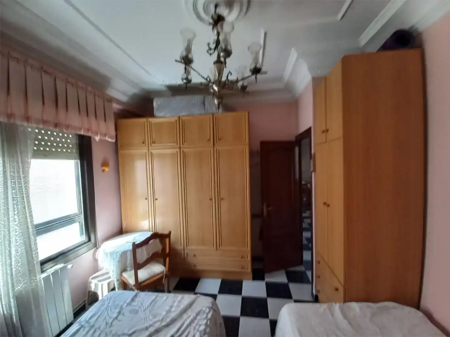 Schlafzimmer von Wohnung zur Miete in  Valencia Capital mit Klimaanlage, Terrasse und Balkon